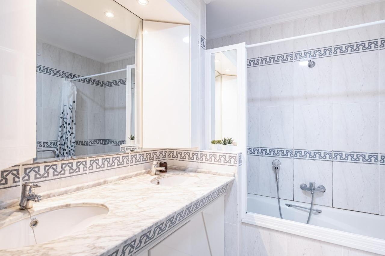 Ilice 3-D Apartment Levante Beach Benidorm Bagian luar foto